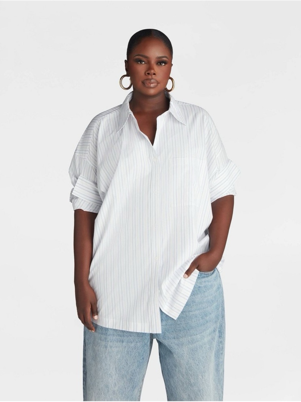 Relaxed White Pinstripe Button-Down Shirt b187